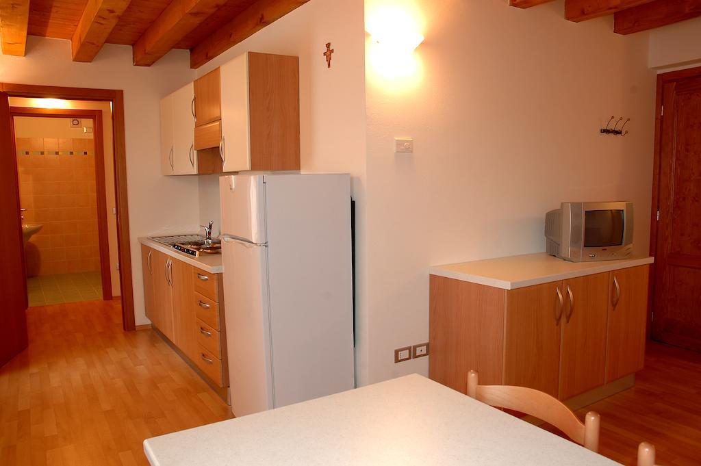 Agriturismo Al Tralcio Valeggio sul Mincio Room photo