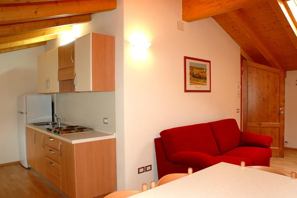 Agriturismo Al Tralcio Valeggio sul Mincio Room photo